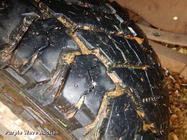 image for item EW9575 2015 Ford F350 Super Duty XL SuperCab bale bed pickup truck