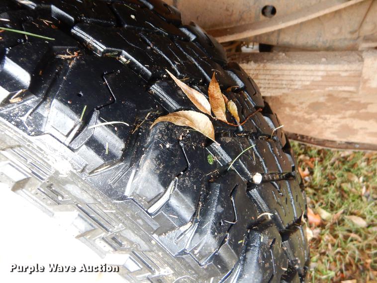 image for item EW9575 2015 Ford F350 Super Duty XL SuperCab bale bed pickup truck