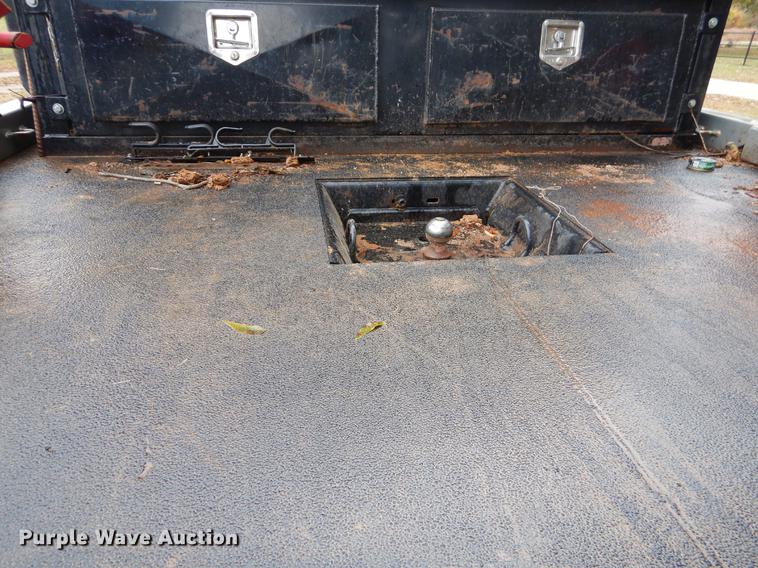 image for item EW9575 2015 Ford F350 Super Duty XL SuperCab bale bed pickup truck