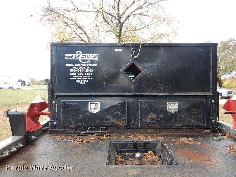 image for item EW9575 2015 Ford F350 Super Duty XL SuperCab bale bed pickup truck