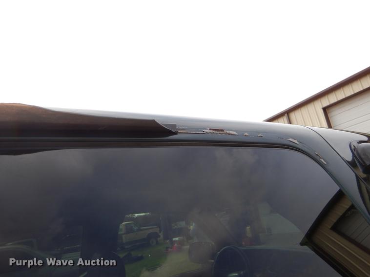 image for item EW9584 2002 Chevrolet Silverado 1500 Ext. Cab pickup truck