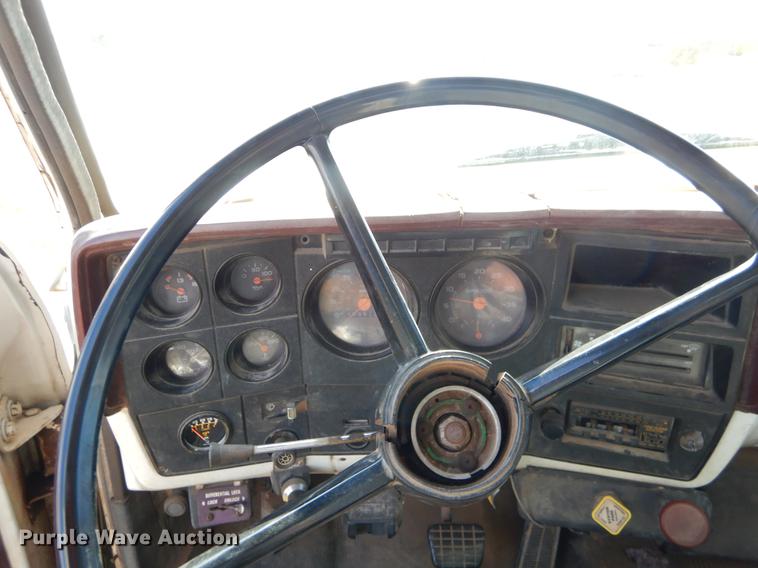 image for item EW9587 1989 Chevrolet Kodiak flatbed truck