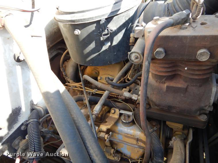 image for item EW9587 1989 Chevrolet Kodiak flatbed truck