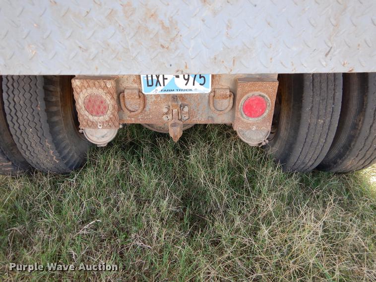 image for item EW9587 1989 Chevrolet Kodiak flatbed truck