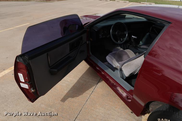 image for item FE9539 1985 Pontiac Firebird Trans Am