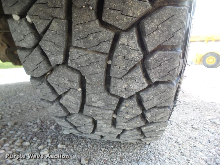 image for item L5713 2008 Ford F250 Super Duty Crew Cab pickup truck