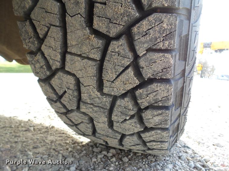 image for item L5713 2008 Ford F250 Super Duty Crew Cab pickup truck