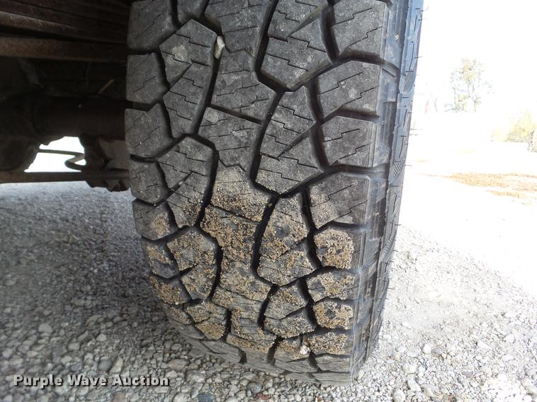 image for item L5713 2008 Ford F250 Super Duty Crew Cab pickup truck