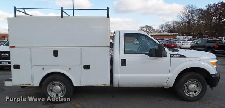 image for item L5720 2011 Ford F350 Super Duty utility bed pickup truck