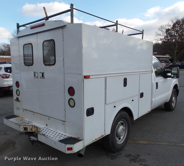 image for item L5720 2011 Ford F350 Super Duty utility bed pickup truck