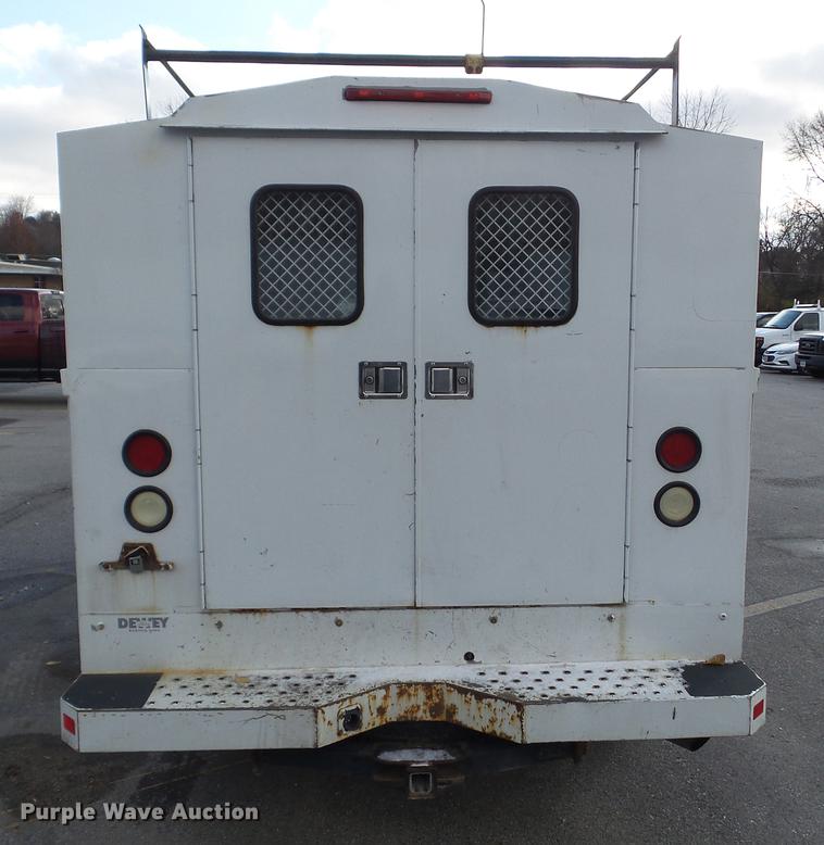 image for item L5720 2011 Ford F350 Super Duty utility bed pickup truck