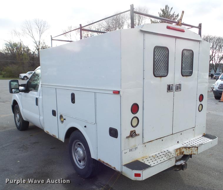 image for item L5720 2011 Ford F350 Super Duty utility bed pickup truck