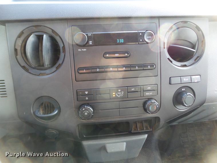 image for item L5720 2011 Ford F350 Super Duty utility bed pickup truck