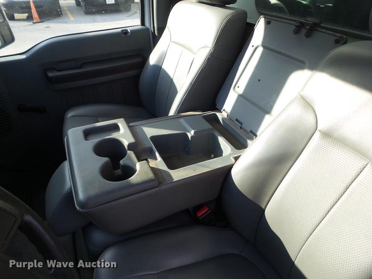 image for item L5720 2011 Ford F350 Super Duty utility bed pickup truck