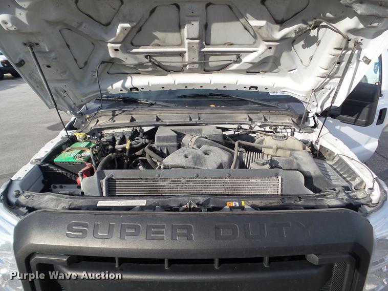 image for item L5720 2011 Ford F350 Super Duty utility bed pickup truck