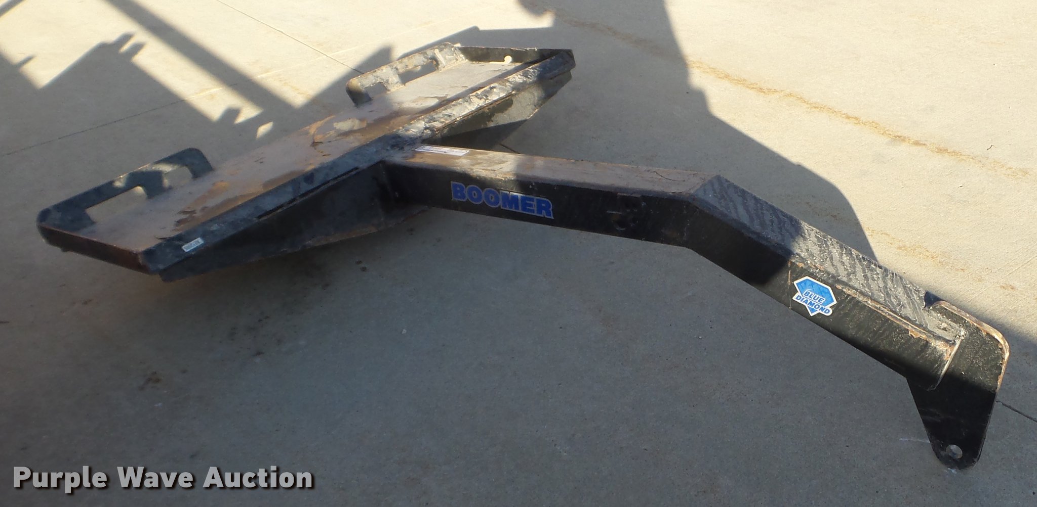 Blue Diamond skid steer boom in Stewartville, MN Item DX9643 sold
