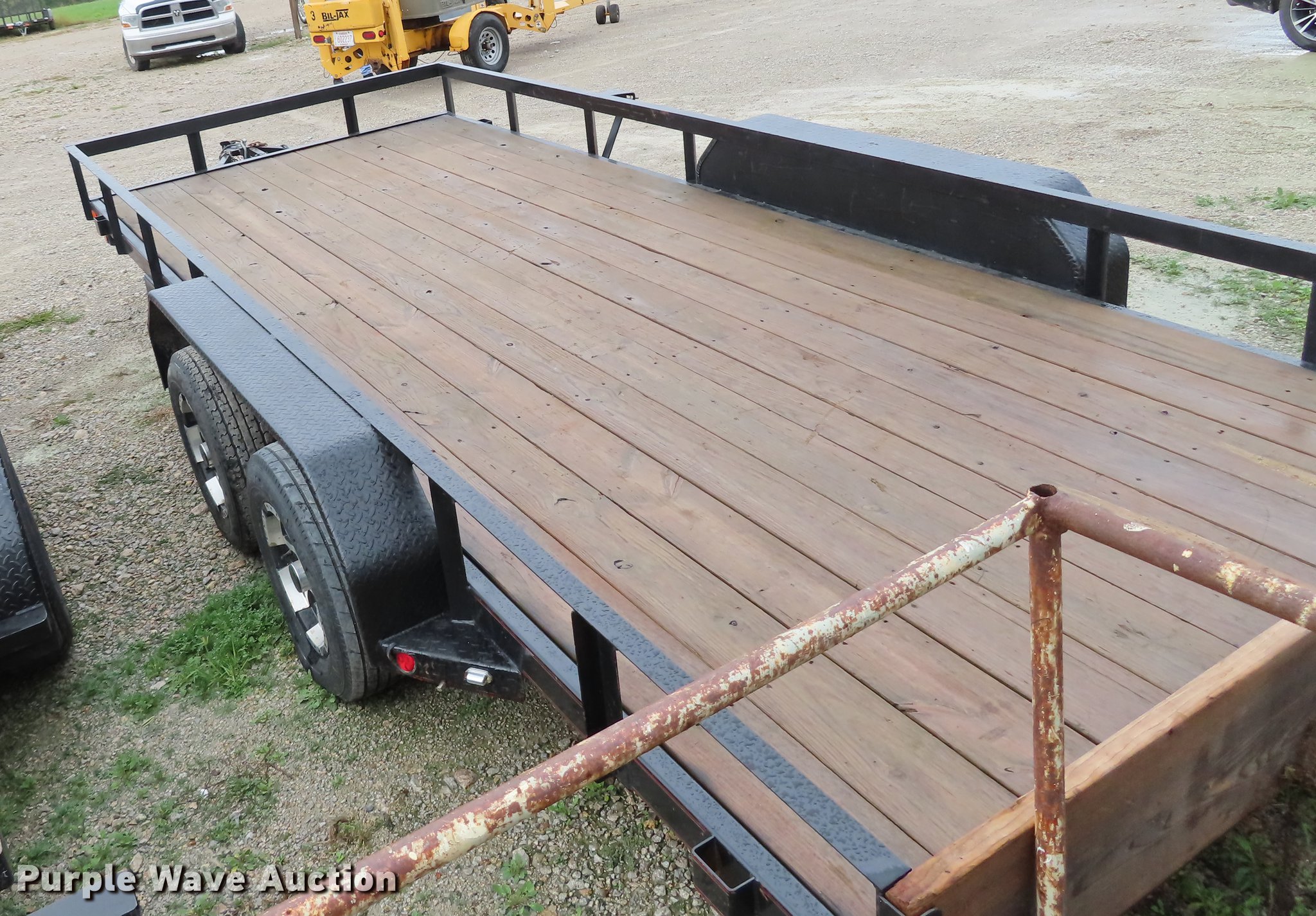 2016 Maxey utility trailer in Chanute, KS Item EI9984 sold Purple Wave
