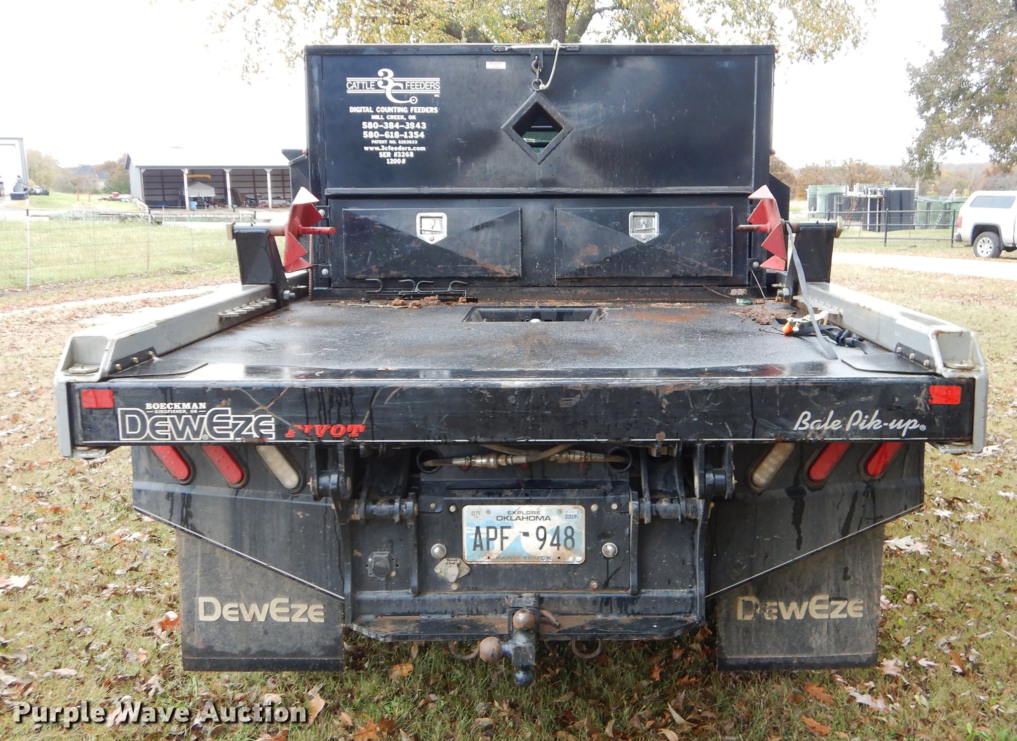 2015 Ford F350 Super Duty XL SuperCab bale bed pickup