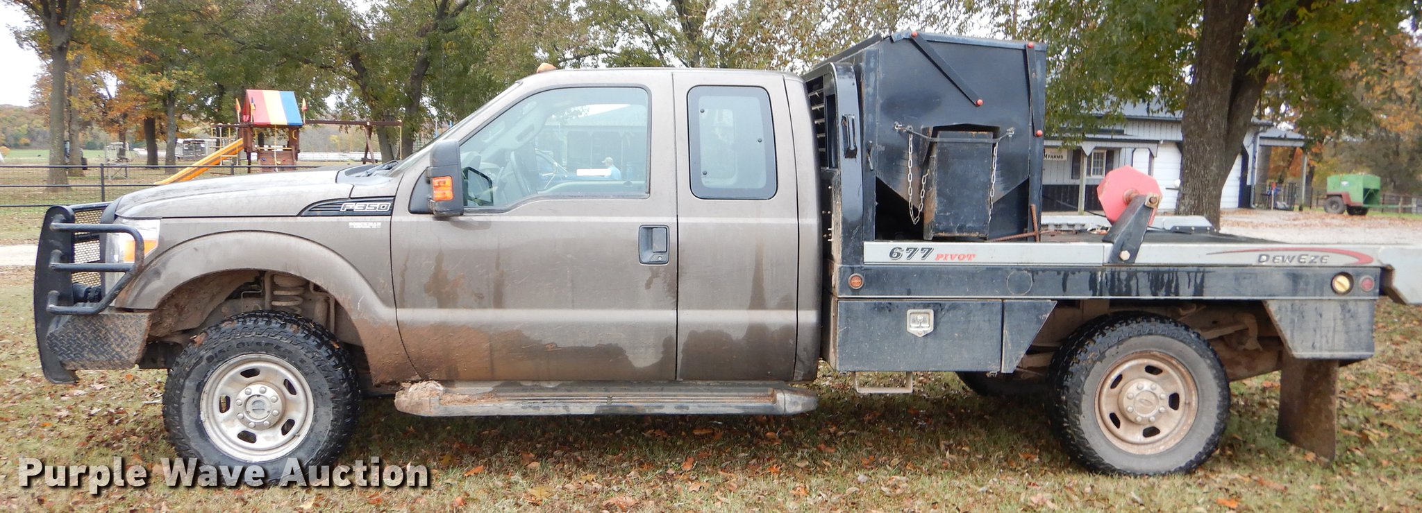 2015 Ford F350 Super Duty XL SuperCab bale bed pickup