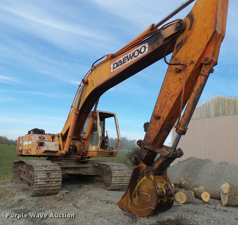 image for item DB2027 1994 Daewoo DH280 excavator