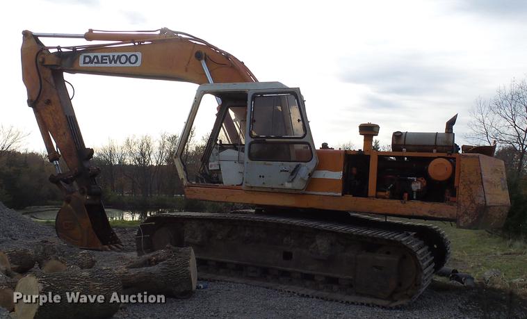 image for item DB2027 1994 Daewoo DH280 excavator