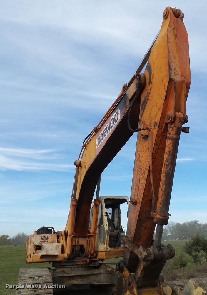 image for item DB2027 1994 Daewoo DH280 excavator