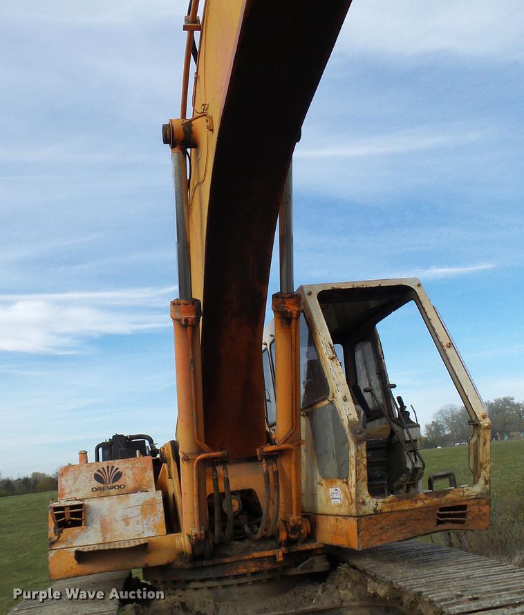 image for item DB2027 1994 Daewoo DH280 excavator