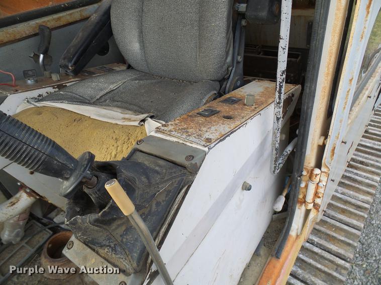 image for item DB2027 1994 Daewoo DH280 excavator