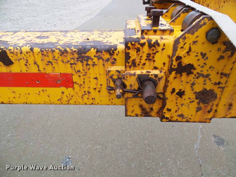 image for item DB2031 2004 CZ Engineering CZ12KP pole trailer