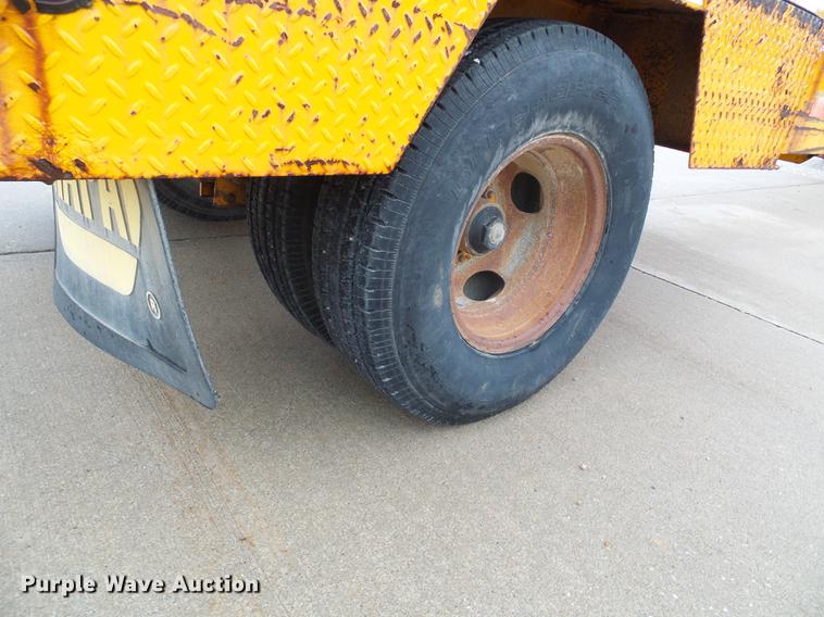 image for item DB2031 2004 CZ Engineering CZ12KP pole trailer