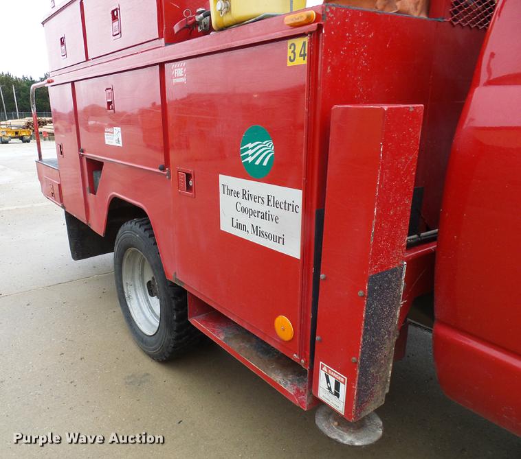 image for item DB2032 2009 Dodge Ram 5500 bucket truck