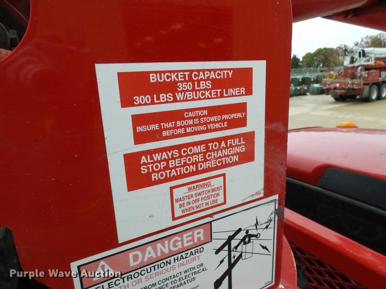 image for item DB2032 2009 Dodge Ram 5500 bucket truck