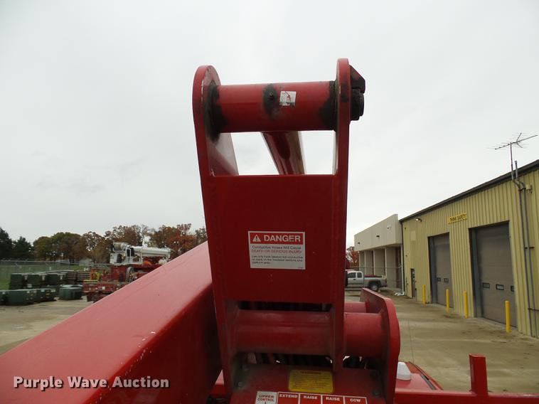 image for item DB2032 2009 Dodge Ram 5500 bucket truck