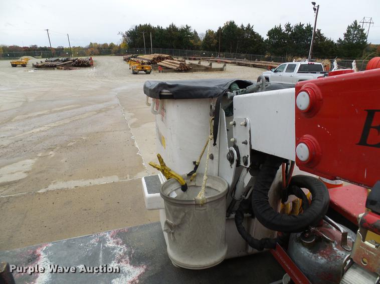 image for item DB2032 2009 Dodge Ram 5500 bucket truck