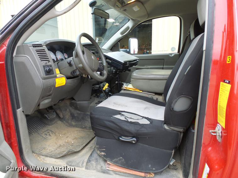 image for item DB2032 2009 Dodge Ram 5500 bucket truck