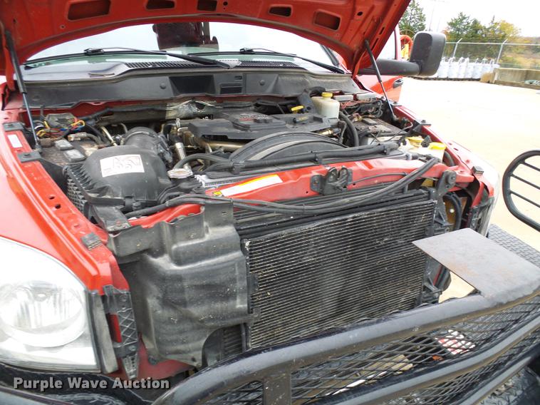 image for item DB2032 2009 Dodge Ram 5500 bucket truck