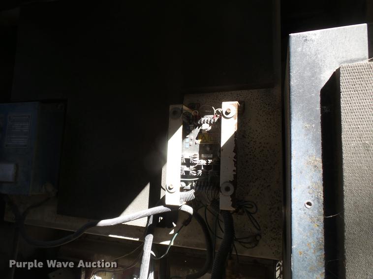 image for item DB7071 2005 Caterpillar XQ400 ISO generator