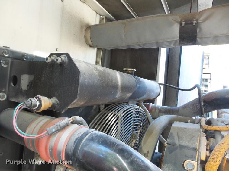image for item DB7071 2005 Caterpillar XQ400 ISO generator