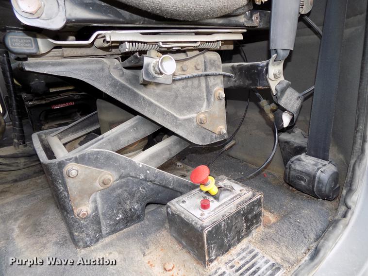 image for item DB8501 1994 Mack CH613 semi truck