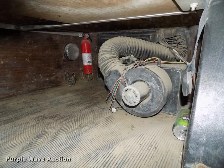 image for item DB8501 1994 Mack CH613 semi truck