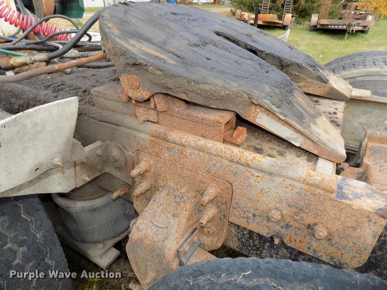 image for item DB8501 1994 Mack CH613 semi truck