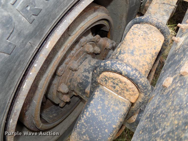 image for item DB8501 1994 Mack CH613 semi truck