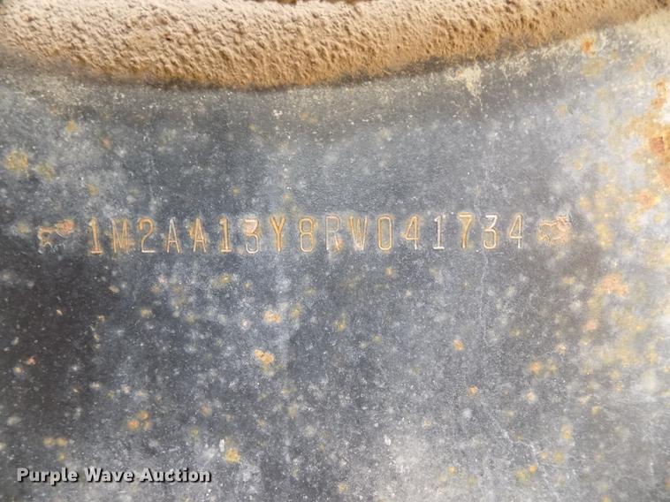 image for item DB8501 1994 Mack CH613 semi truck