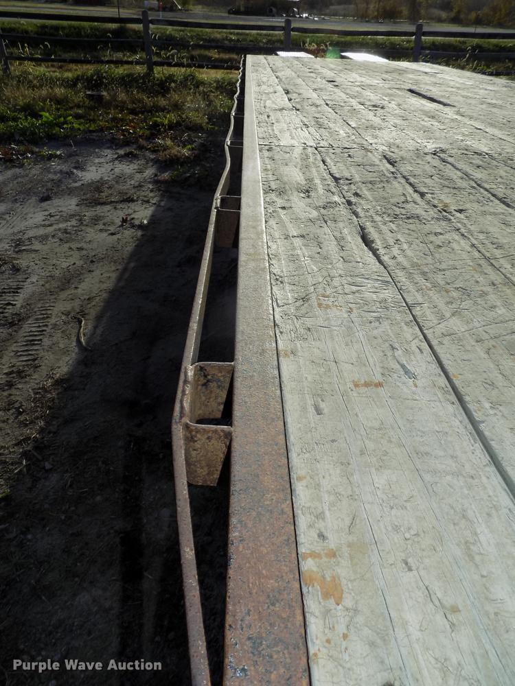 image for item DB8512 2003 Dresser Custom 830GBT-20 equipment trailer