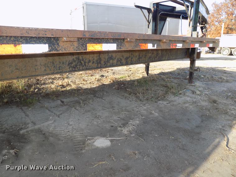 image for item DB8512 2003 Dresser Custom 830GBT-20 equipment trailer