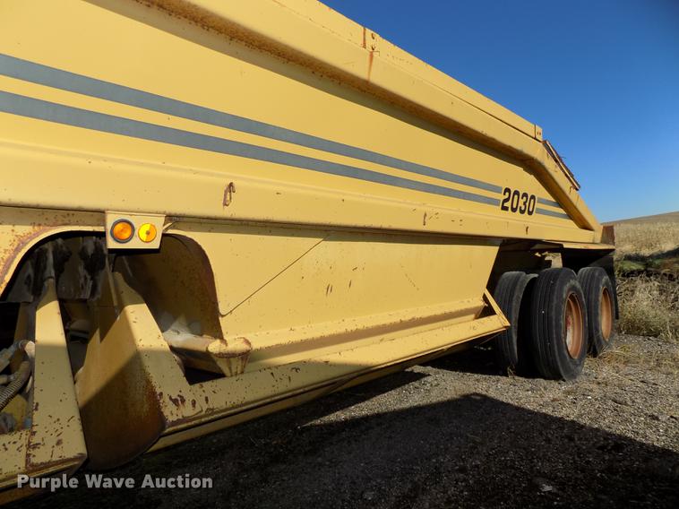 image for item DB8528 1992 Load King 2030 bottom dump trailer