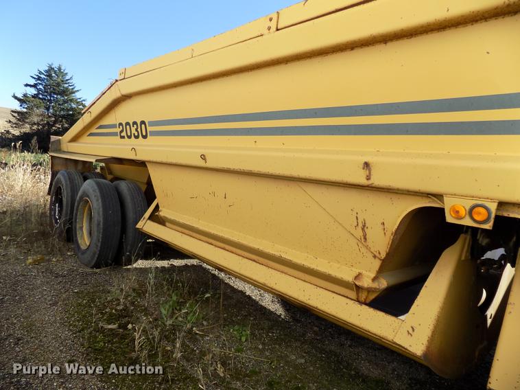 image for item DB8528 1992 Load King 2030 bottom dump trailer