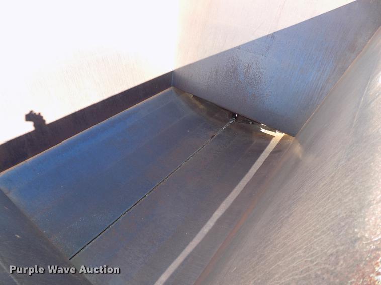 image for item DB8528 1992 Load King 2030 bottom dump trailer