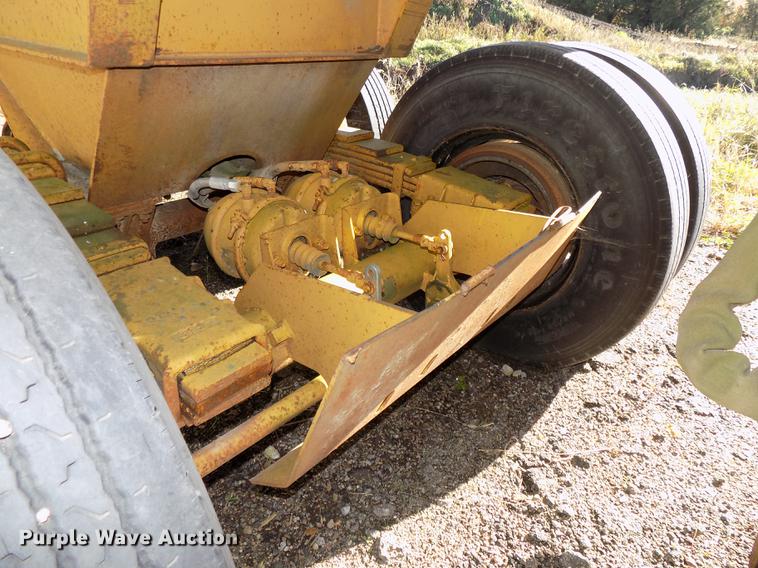 image for item DB8528 1992 Load King 2030 bottom dump trailer