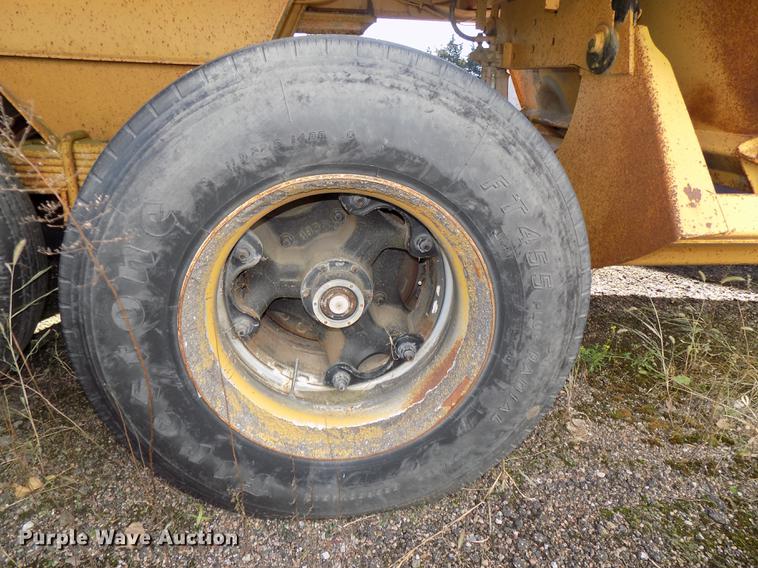 image for item DB8528 1992 Load King 2030 bottom dump trailer